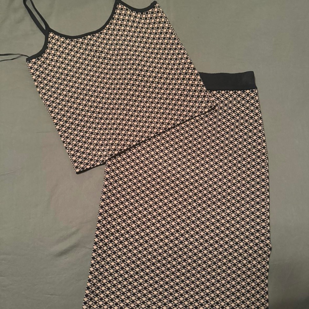 New XS TRUTH Brand Jacquard Knee Pencil Skirt Set Tank Top Beige Black graphic